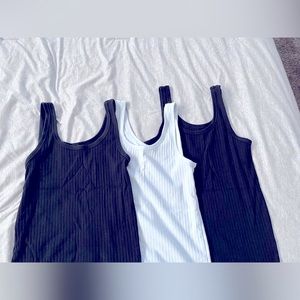 3 American Eagle tank tops.